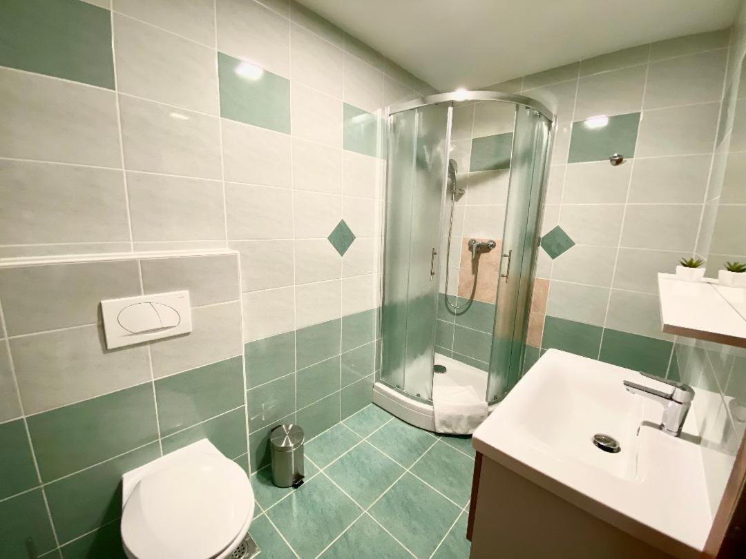 Zelena Oaza Bed & Breakfast Zgornja Kungota Luaran gambar